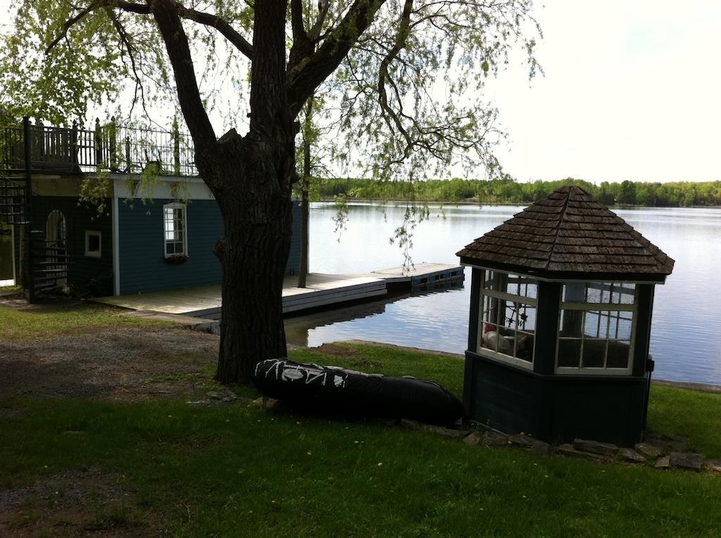 Windswept On The Trent 호텔 Campbellford 외부 사진